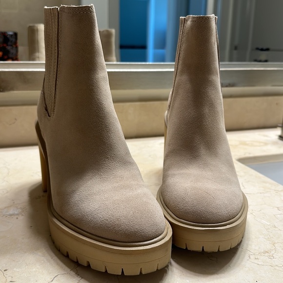 dolce vita Caster H2O Bootie - Picture 8 of 8